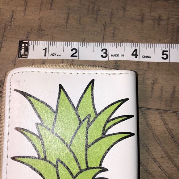 NWT Neon Pineapple 🍍Security Zip Vegan Wallet. Roomy! - Picture 13 of 17